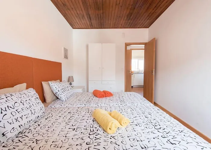 Ericeira Apartments 公寓 *