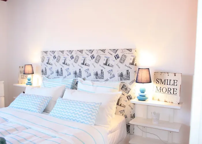 Ericeira Apartments 埃里塞拉